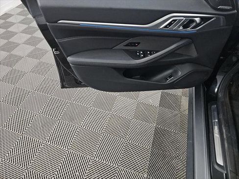 Used 2023 BMW i4 eDrive35 RWD image 19