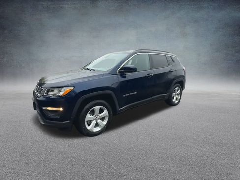 Used 2018 Jeep Compass Latitude w/ Popular Equipment Group image 9