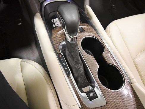 Used 2024 Chevrolet Malibu LT image 27