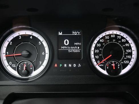 Used 2024 RAM 1500 Warlock AWD/4WD image 10