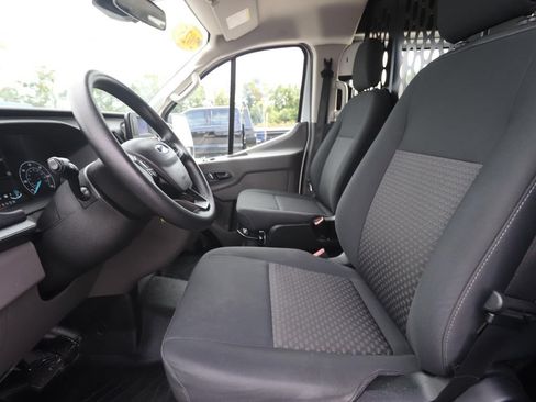 Used 2025 Ford Transit 250 Low Roof w/ Exterior Upgrade Package RWD image 2
