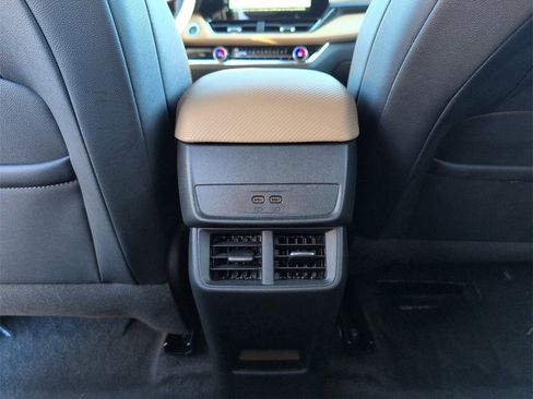 Certified 2025 Chevrolet Equinox ACTIV w/ Safety and Technology Package image 27