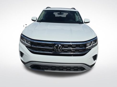 Used 2023 Volkswagen Atlas SE w/ Panoramic Sunroof Package image 3