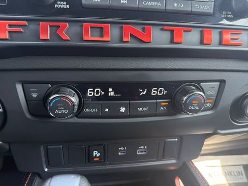 Used 2025 Nissan Frontier PRO-4X AWD/4WD image 20