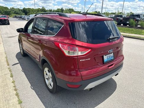Used 2016 Ford Escape SE w/ Equipment Group 201A AWD/4WD image 4
