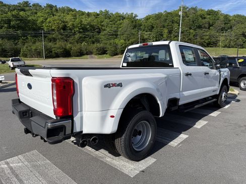 New 2026 Ford F350 XL w/ XL Driver Assist Package AWD/4WD image 5