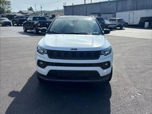 New 2026 Jeep Compass Limited image 25