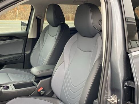 New 2026 Volkswagen Tiguan SE AWD/4WD image 13