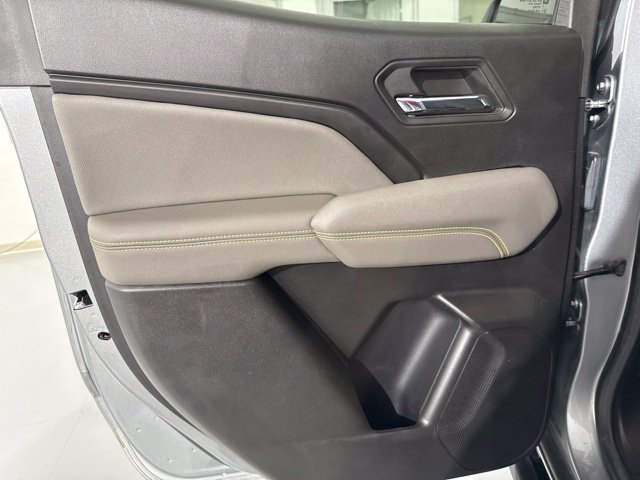 Used 2024 Chevrolet Colorado ZR2 w/ Technology Package AWD/4WD image 15