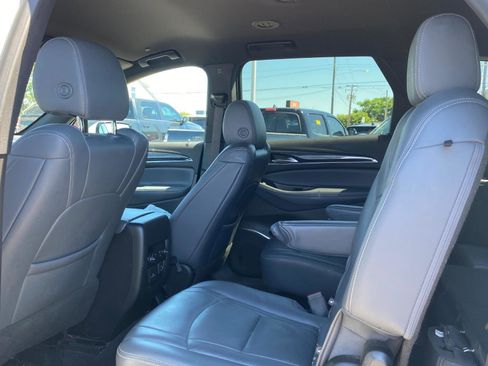Used 2022 Buick Enclave Premium AWD/4WD image 16