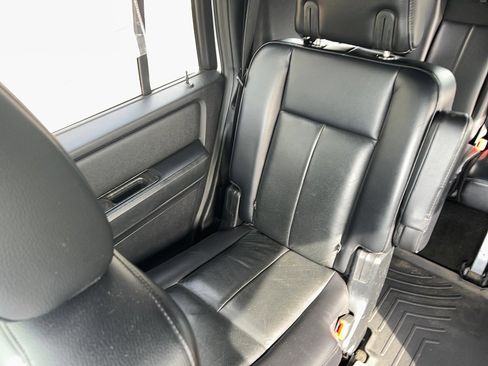 Used 2017 Ford Expedition Limited AWD/4WD image 14
