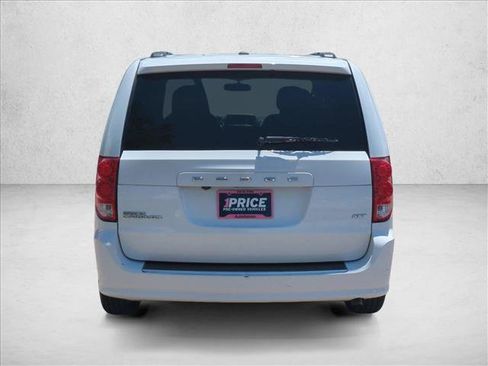 Used 2014 Dodge Grand Caravan SXT FWD image 7