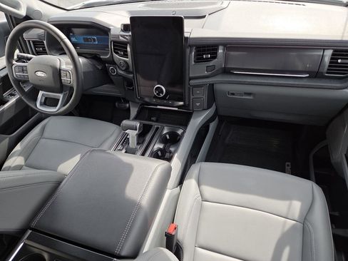 Used 2025 Ford F150 Lightning Flash AWD/4WD image 20