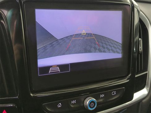 Certified 2020 Chevrolet Traverse LT image 14