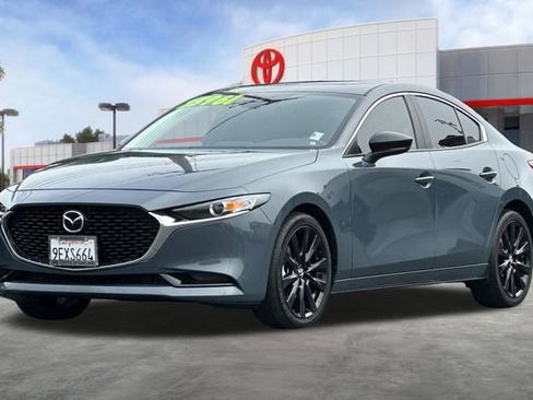 Used 2023 MAZDA MAZDA3 s image 9