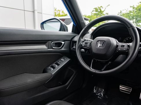 Used 2024 Honda Civic Sport image 11