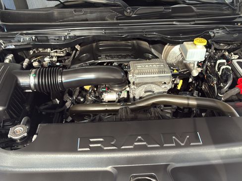 Used 2023 RAM 1500 Laramie AWD/4WD image 28