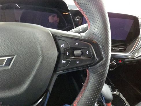 Used 2024 Chevrolet Trax RS w/ Driver Confidence Package image 24