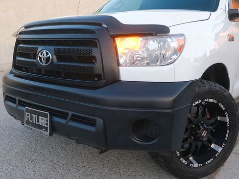 Used 2012 Toyota Tundra 2WD Double Cab Long Bed image 8