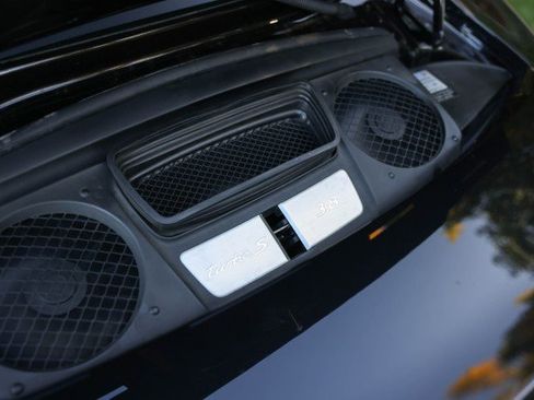 Used 2015 Porsche 911 Turbo S image 28