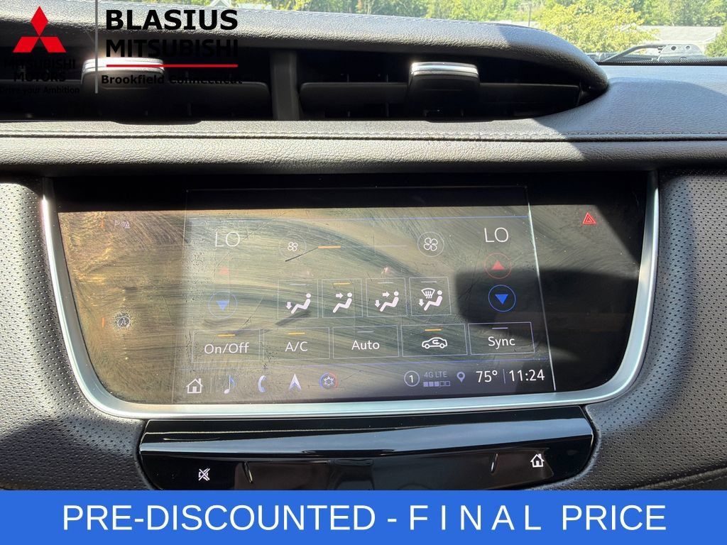 Used 2025 Cadillac XT5 Premium Luxury AWD/4WD image 24
