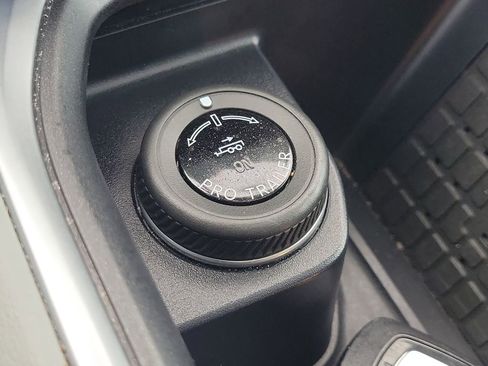 Used 2025 Ford Expedition Max Platinum image 28