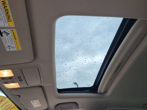 Used 2018 Honda CR-V EX image 19