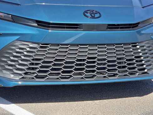 New 2026 Toyota Camry SE image 7