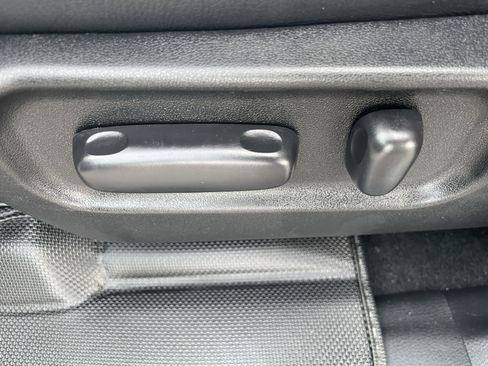 Used 2020 Toyota Tacoma TRD Sport image 13