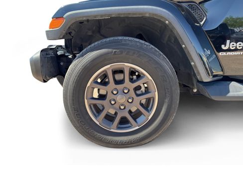 Used 2021 Jeep Gladiator Overland AWD/4WD image 9