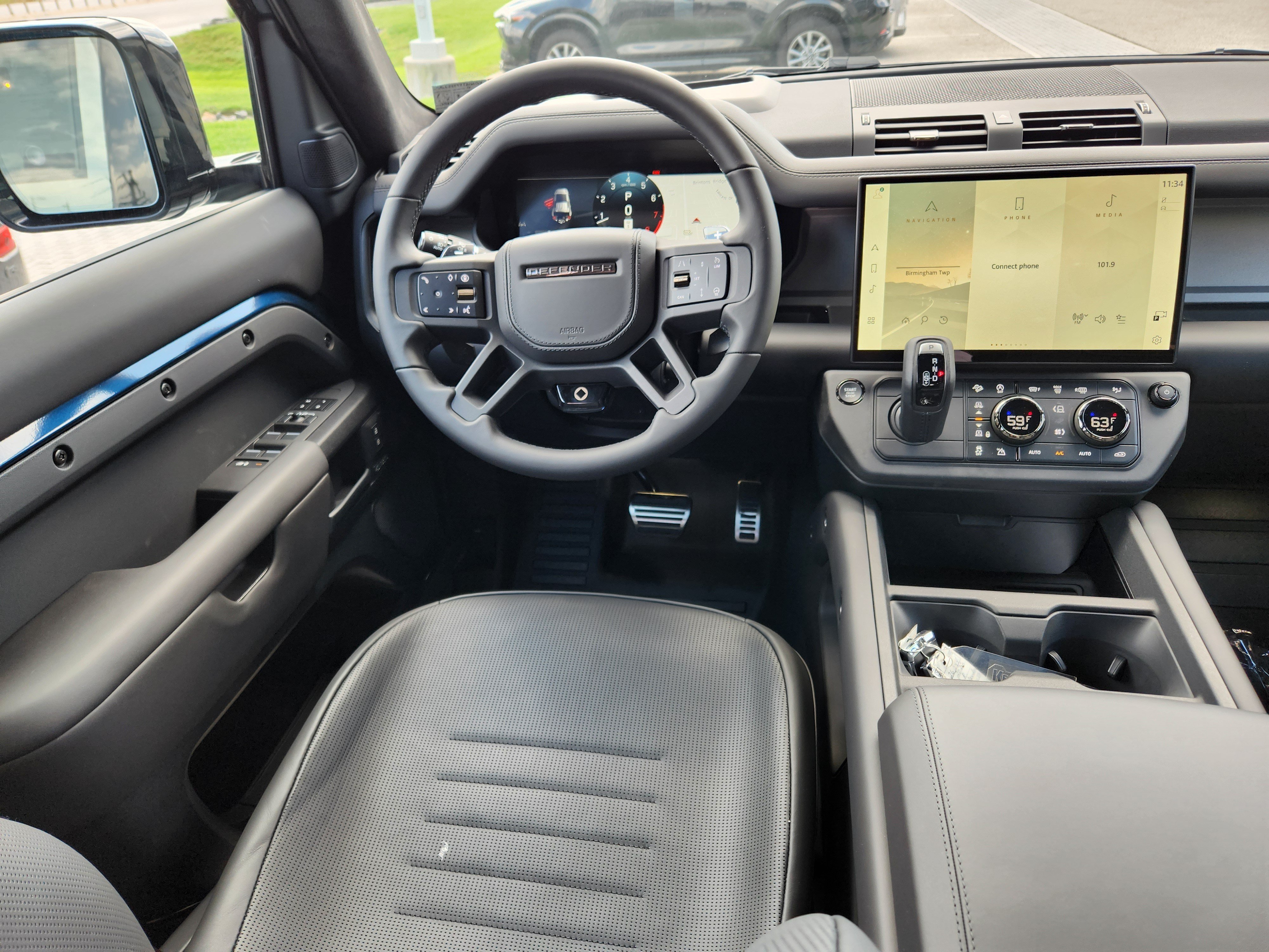 New 2026 Land Rover Defender 110 OCTA AWD/4WD image 14
