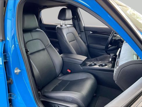Used 2024 Honda Civic Sport Touring image 9