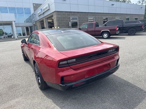 Used 2024 Dodge Charger Daytona R/T w/ Plus Group AWD/4WD image 19