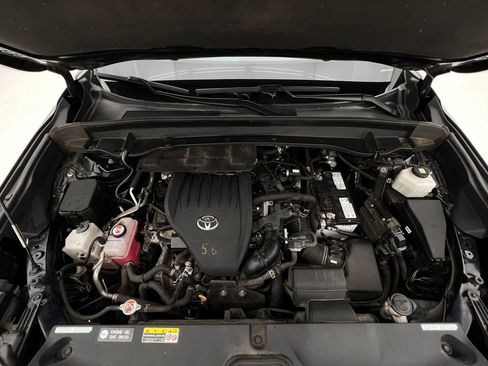 Used 2024 Toyota Grand Highlander AWD image 19