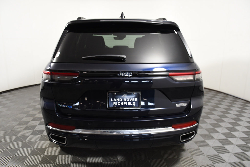 Used 2023 Jeep Grand Cherokee Overland w/ Rear Seat Video Group I AWD/4WD image 5