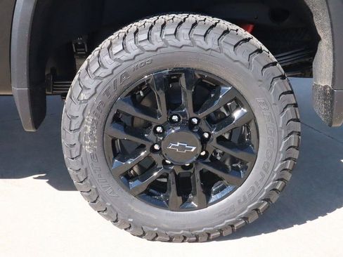 New 2026 Chevrolet Silverado 2500 LT w/ Trail Boss Package image 18