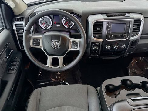 Used 2024 RAM 1500 Classic SLT image 4