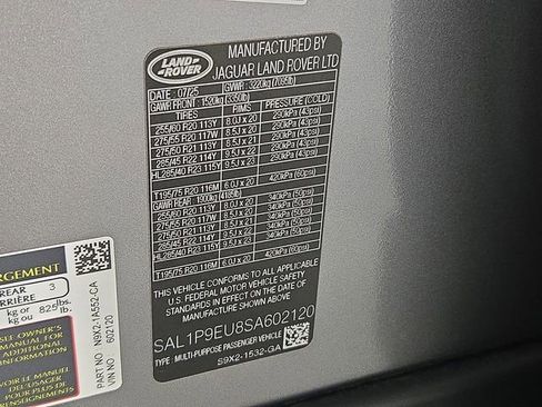 New 2025 Land Rover Range Rover Sport SE AWD/4WD image 22