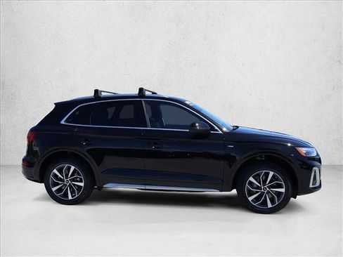 Used 2023 Audi Q5 2.0T Premium Plus w/ Premium Plus Package AWD/4WD image 4