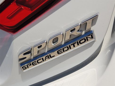 Certified 2022 Honda Accord Sport Special Edition image 10