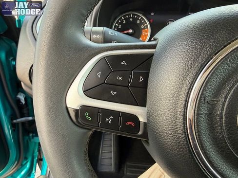 Used 2021 Jeep Renegade Latitude image 33