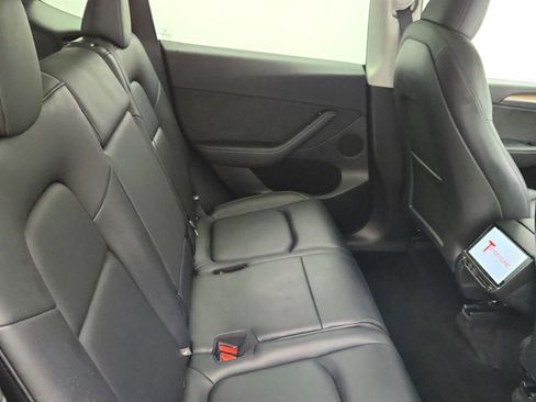 Used 2025 Tesla Model Y Long Range image 44