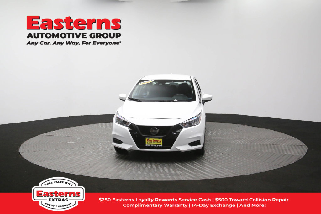 Used 2022 Nissan Versa SV FWD image 55