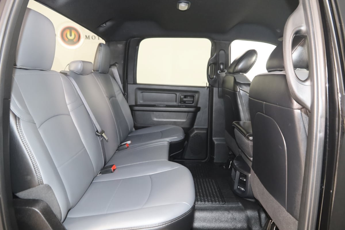 Used 2023 RAM 3500 Tradesman w/ Chrome Appearance Group AWD/4WD image 12