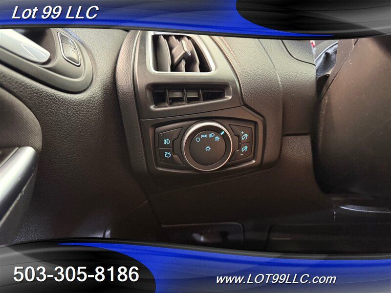 Used 2017 Ford Focus ST w/ Equipment Group 401A FWD image 39
