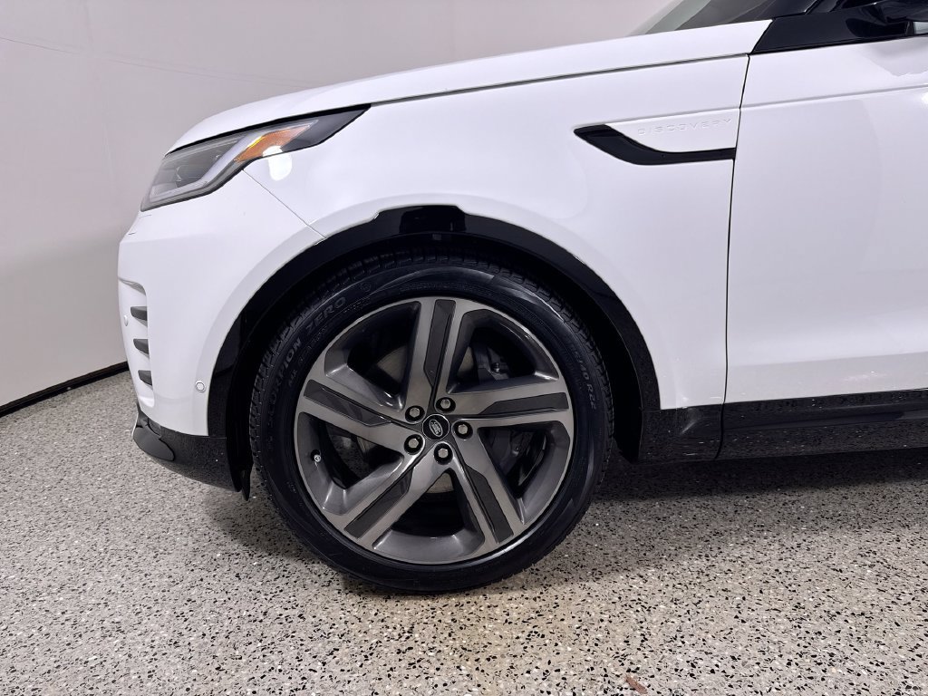 New 2026 Land Rover Discovery Limited Edition AWD/4WD image 10