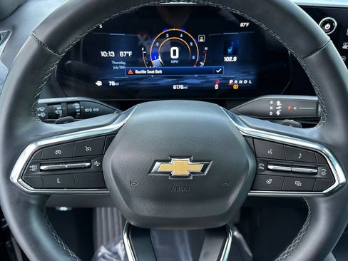 Used 2025 Chevrolet Equinox LT w/ Safety and Technology Package FWD image 30