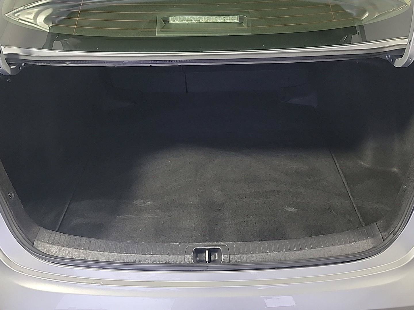 Used 2023 Toyota Corolla LE FWD image 7