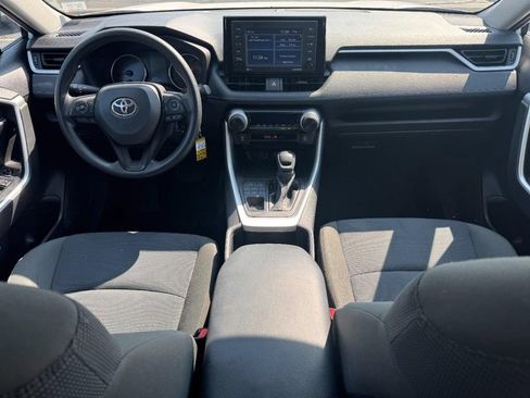 Used 2022 Toyota RAV4 LE w/ Carpet Mat Package (TMS) AWD/4WD image 17