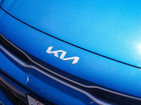 Used 2023 Kia Rio S FWD image 14